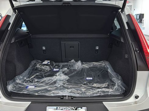 Used 2026 Volvo XC40 B5 Ultra w/ Protection Package Premier image 29