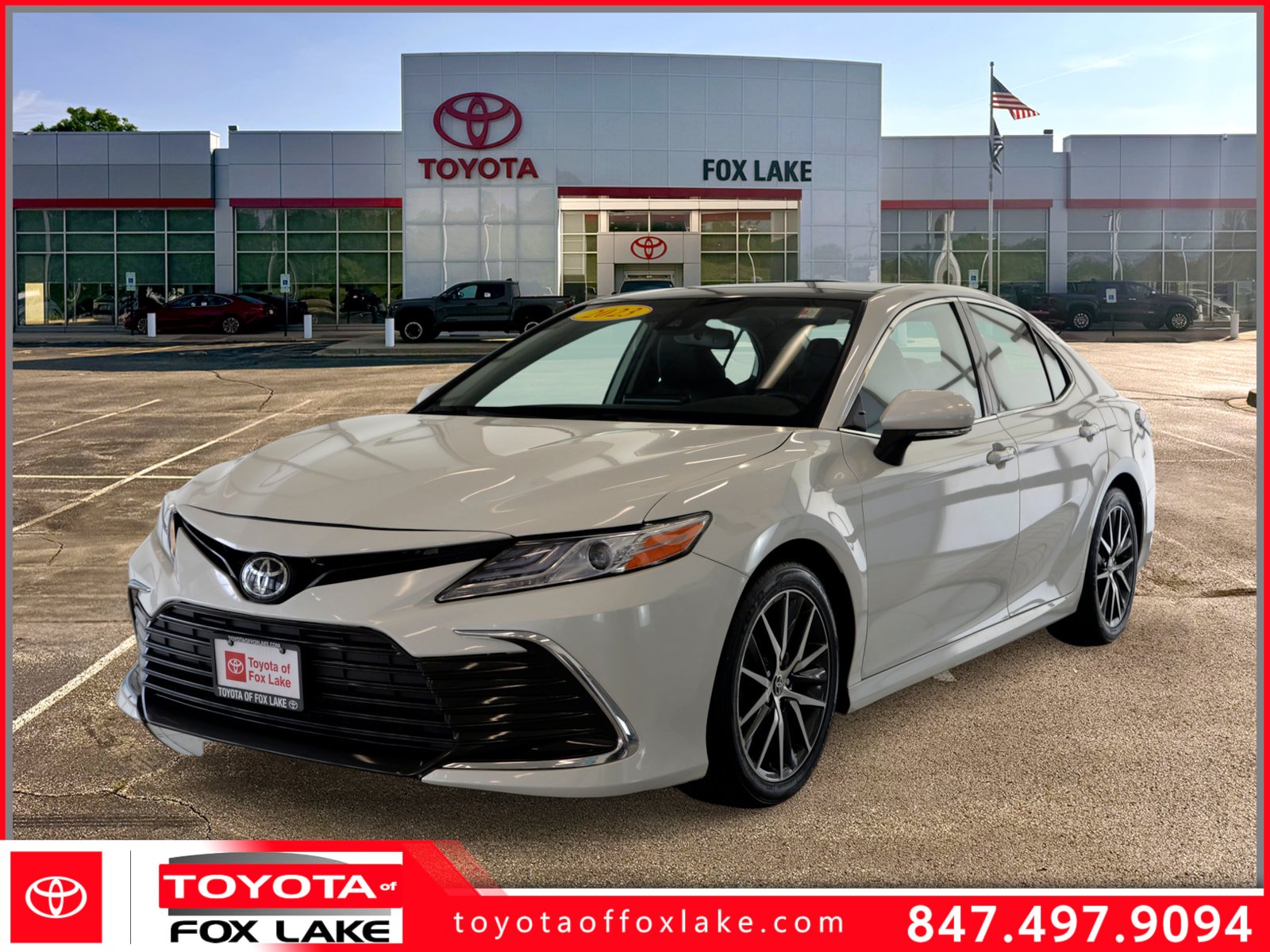 Used 2023 Toyota Camry XLE FWD image 1