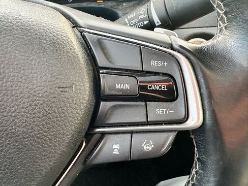 Used 2020 Honda Insight Touring image 11