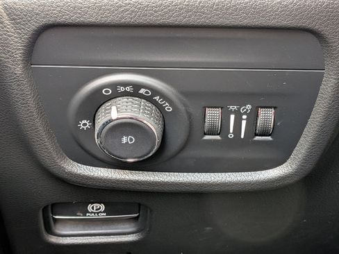 Certified 2021 Jeep Grand Cherokee L Overland w/ Luxury Tech Group IV image 19