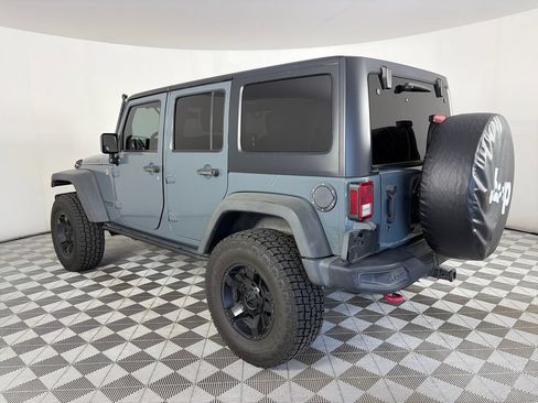 Used 2015 Jeep Wrangler Unlimited Rubicon AWD/4WD image 5