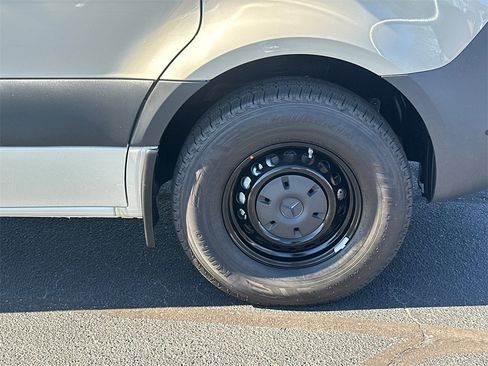 New 2026 Mercedes-Benz Sprinter 2500 image 43