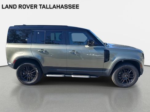 Used 2023 Land Rover Defender 110 S image 4