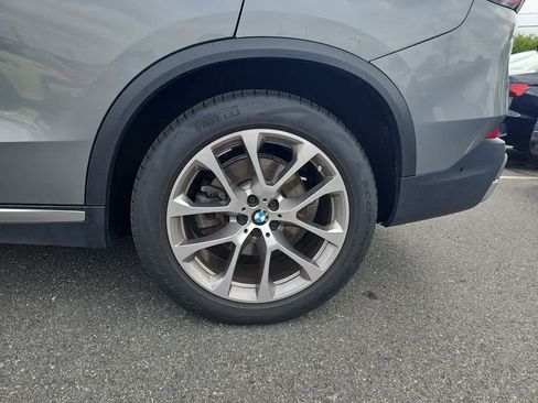 Used 2024 BMW X5 xDrive40i w/ Parking Assistance Package AWD/4WD image 17