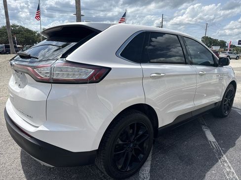 Used 2017 Ford Edge Titanium w/ Equipment Group 301A FWD image 5