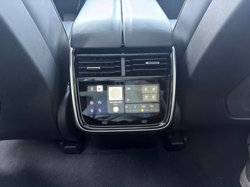 Used 2025 Rivian R1S Adventure AWD/4WD image 24
