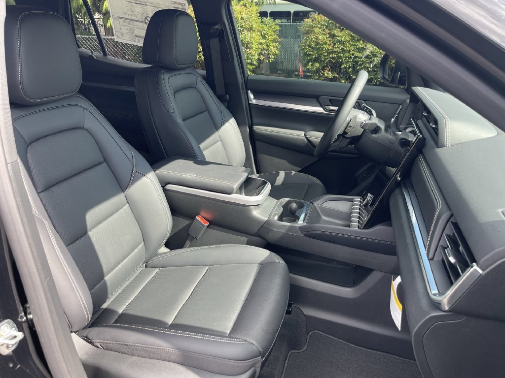 New 2027 GMC Terrain Elevation w/ Elevation Premium Package AWD/4WD image 27
