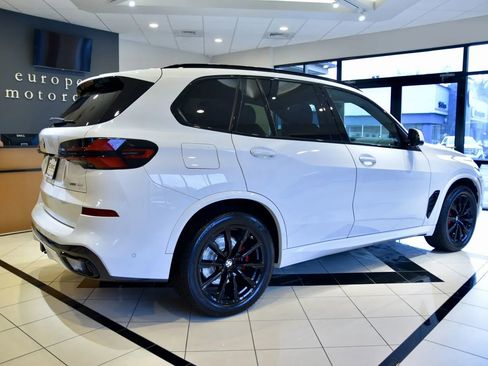 Used 2024 BMW X5 xDrive40i w/ M Sport Package image 6