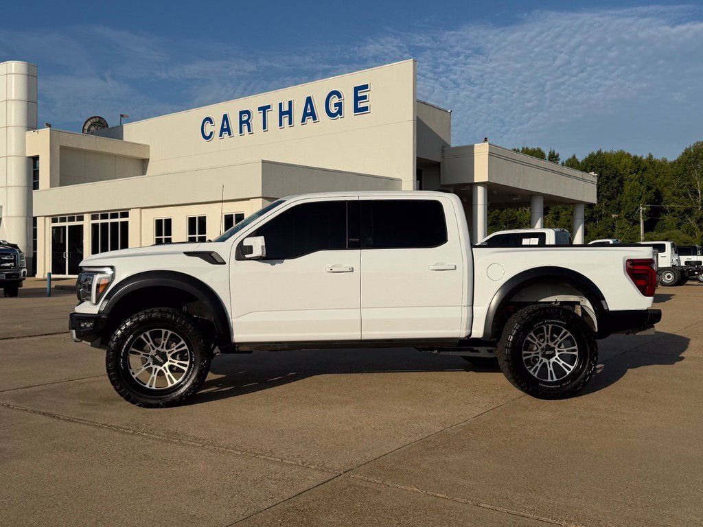 Used 2025 Ford F150 Raptor AWD/4WD image 3