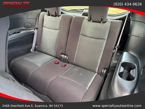 Used 2020 Nissan Pathfinder S image 23