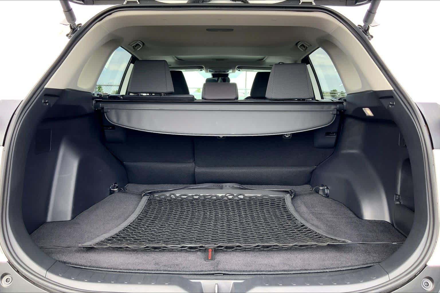 Used 2025 Toyota RAV4 XLE w/ Convenience Package FWD image 34