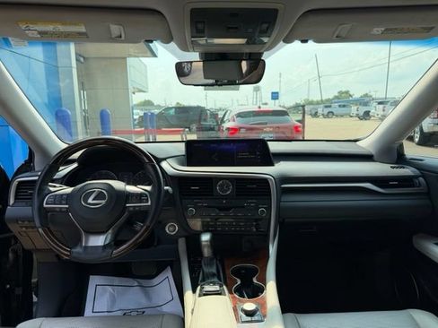 Used 2019 Lexus RX 350L FWD image 16