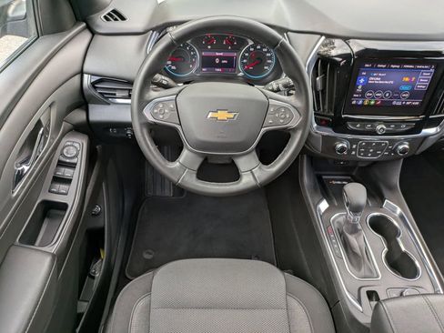 Certified 2023 Chevrolet Traverse LT image 17