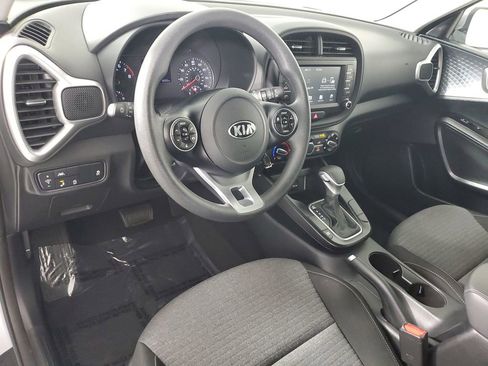 Certified 2021 Kia Soul S image 12