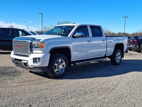 Used 2016 GMC Sierra 2500 Denali image 6