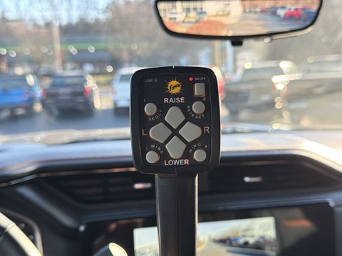 Used 2024 GMC Sierra 2500 AT4 w/ AT4 Premium Plus Package image 22