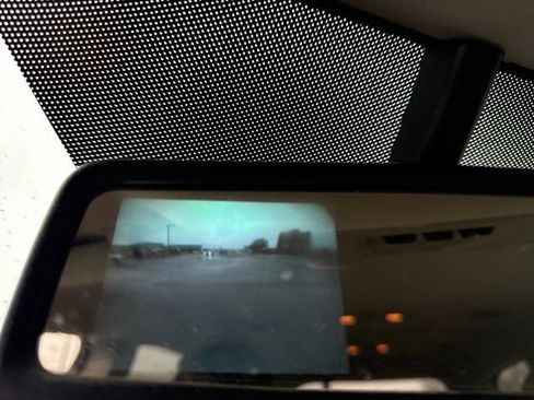 Used 2011 Chevrolet Traverse LTZ image 3