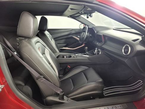 Used 2017 Chevrolet Camaro SS RWD image 18