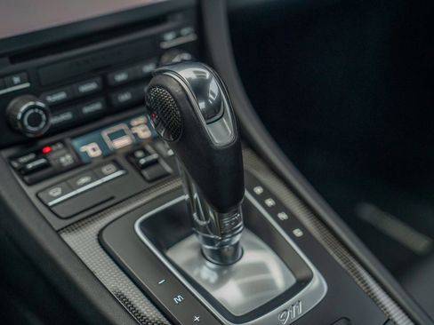 Used 2019 Porsche 911 Carrera S image 18