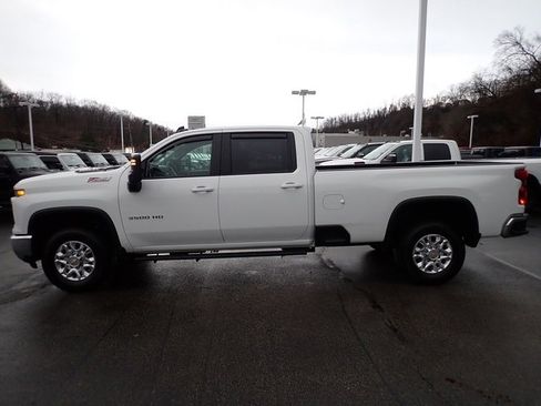 Used 2025 Chevrolet Silverado 3500 LT w/ All Star Edition image 2