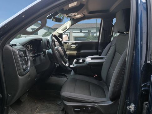 Used 2021 Chevrolet Silverado 1500 LT w/ Texas Edition Plus image 9