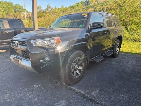 Used 2022 Toyota 4Runner TRD Off-Road AWD/4WD image 1