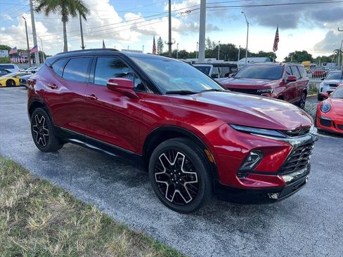 Used 2023 Chevrolet Blazer RS w/ Driver Confidence II Package FWD image 4