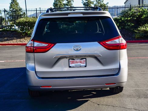 Certified 2017 Toyota Sienna LE image 6