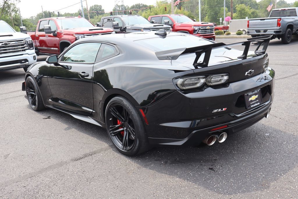 Used 2022 Chevrolet Camaro ZL1 RWD image 3