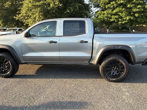 New 2026 Chevrolet Colorado Trail Boss AWD/4WD image 10
