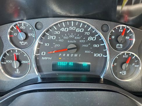 Used 2024 Chevrolet Express 3500 LT w/ LT Preferred Equipment Group image 5