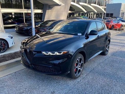 New 2024 Alfa Romeo Tonale Ti AWD/4WD image 2
