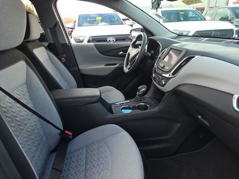 Used 2024 Chevrolet Equinox LS w/ LS Convenience Package image 8