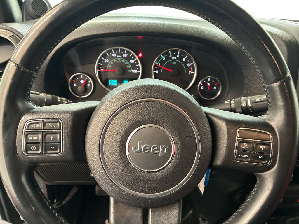 Used 2014 Jeep Wrangler Sport AWD/4WD image 11