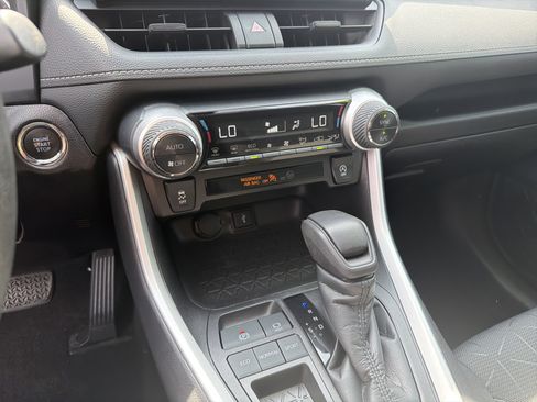 Certified 2021 Toyota RAV4 XLE image 8