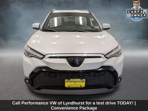Used 2024 Toyota Corolla Cross AWD Hybrid w/ Convenience Package image 2