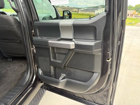 Used 2015 Ford F150 XLT w/ Equipment Group 302A Luxury AWD/4WD image 14