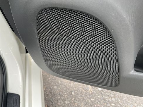 Used 2010 Toyota Prius Two FWD image 39