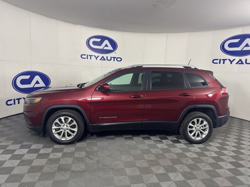 Used 2020 Jeep Cherokee Latitude FWD image 6