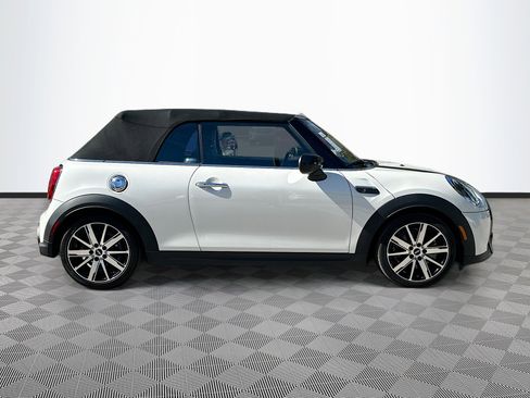 Certified 2024 MINI Cooper S w/ Signature Upholstery Package image 8