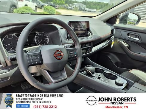 New 2026 Nissan Rogue SV AWD/4WD image 4