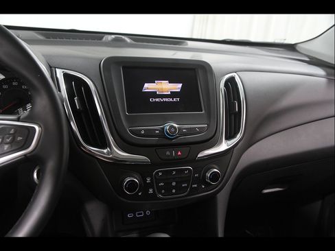 Certified 2023 Chevrolet Equinox LT AWD/4WD image 9