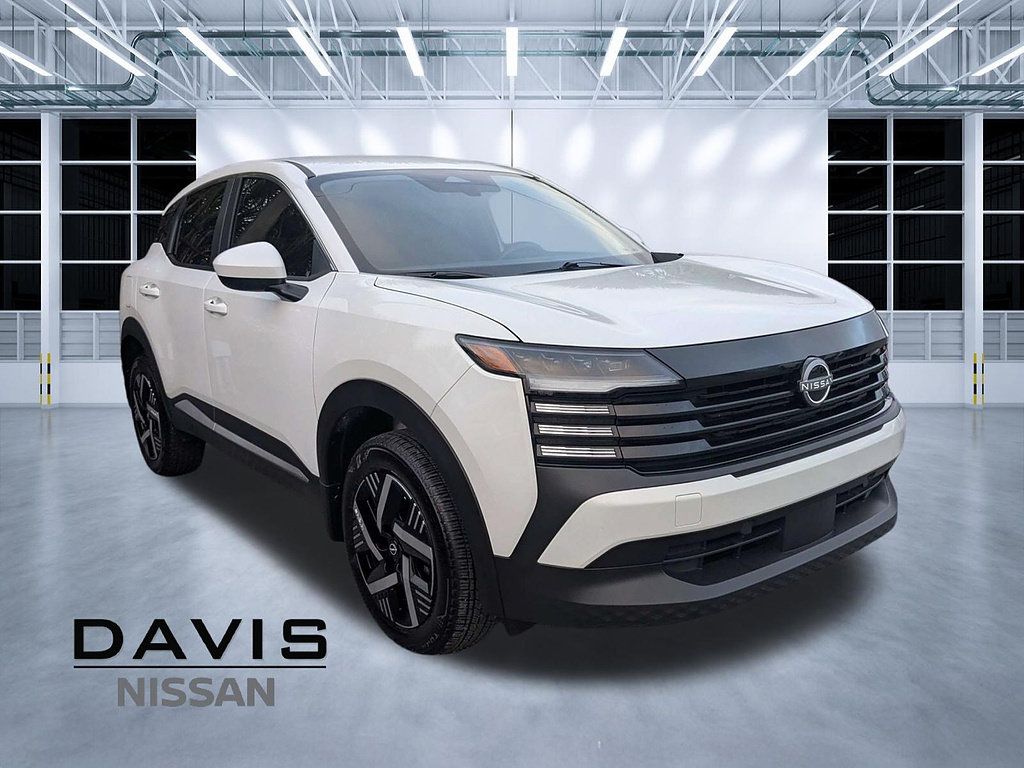 Certified 2025 Nissan Kicks SV FWD image 1