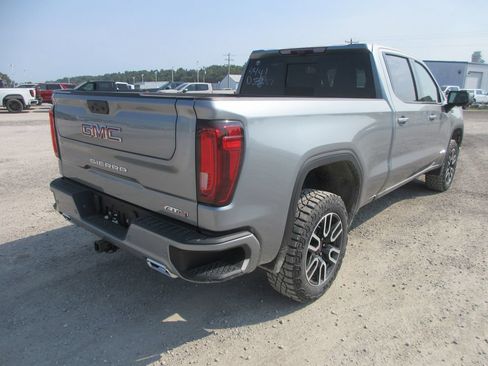New 2026 GMC Sierra 1500 AT4 w/ AT4 Premium Package AWD/4WD image 5