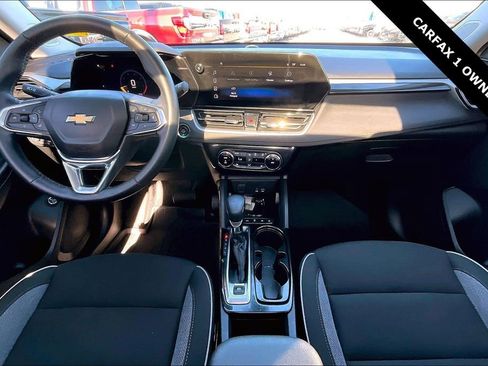 Used 2024 Chevrolet TrailBlazer LT w/ Convenience Package image 7