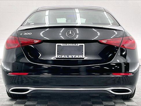 Used 2022 Mercedes-Benz C 300 Sedan image 3
