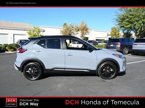 Used 2023 Nissan Kicks SR image 5