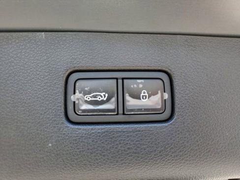 Used 2024 Genesis GV80 2.5T Prestige w/ Prestige Package image 7