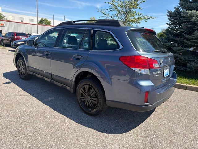 Used 2013 Subaru Outback 2.5i AWD/4WD image 4
