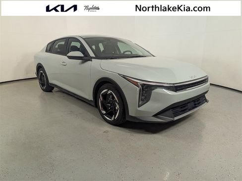 New 2025 Kia K4 EX image 1
